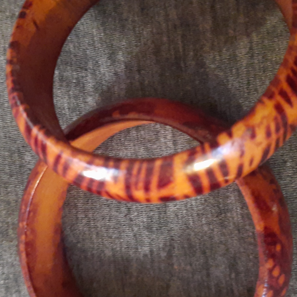 Bracelets - Picture 2 of 2